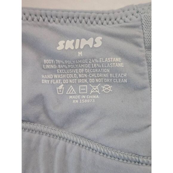 Skims bra Nwt - Picture 10 of 10